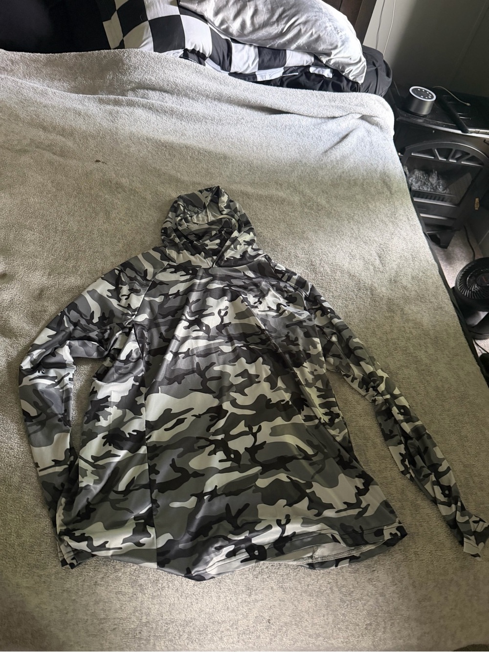 XL Gray Black White Camo Hooded Pullover